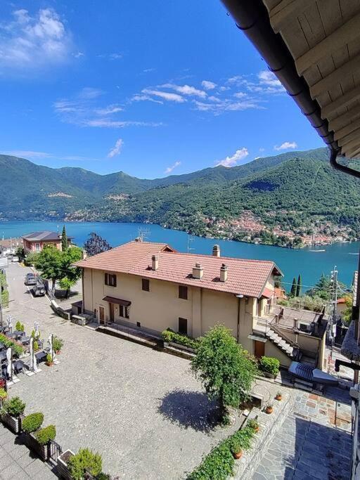 Piazzetta House Stunning Lake View Welcome Cocktail At Il Baretto Moltrasio Exterior foto